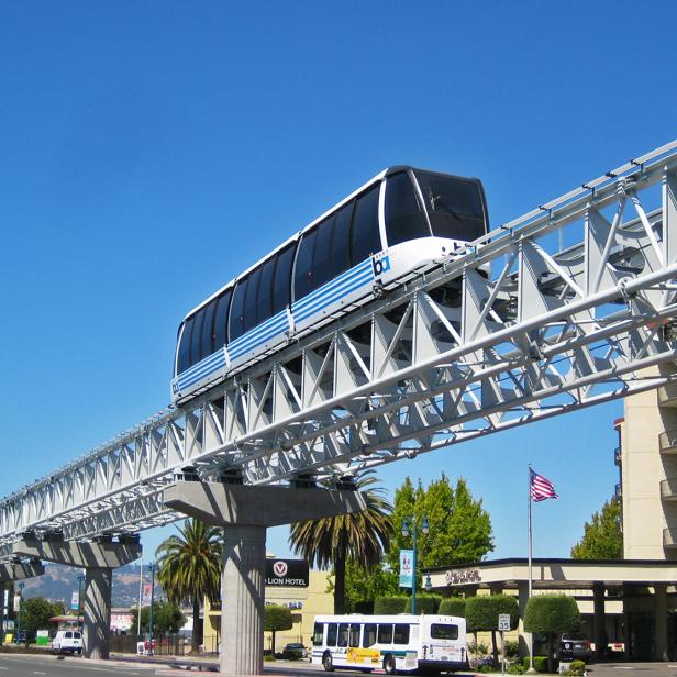 Das Vorarlberger Unternehmen Doppelmayr installierte die neue Hochbahn in der San Francisco Bay Area