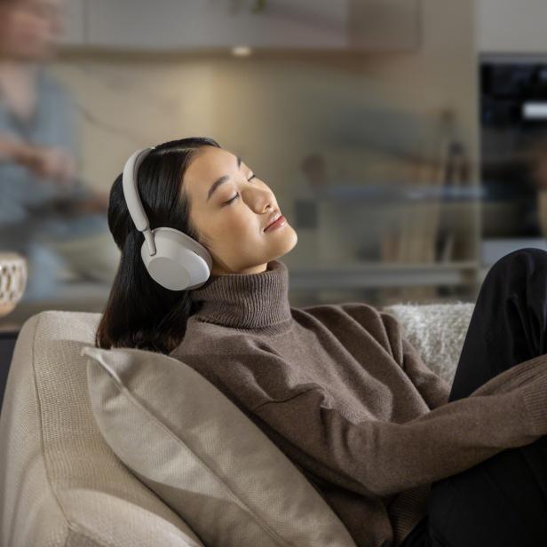 Sicherheitslücke in Bluetooth-Kopfhörer lässt Gespräche abhören - auch die Sony WH-1000XM5 sind betroffen.