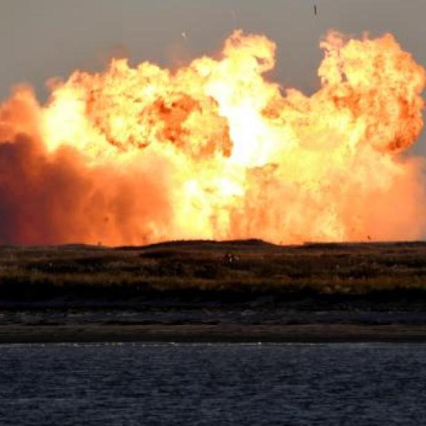 Explosion bei einem Starship-Test.
