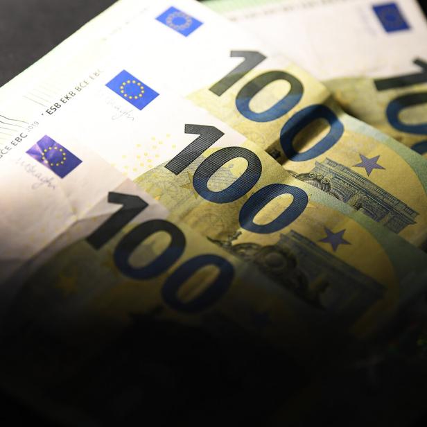 ++ THEMENBILD ++ "EURO-GELDSCHEINE/GELDWÄSCHE/EU"