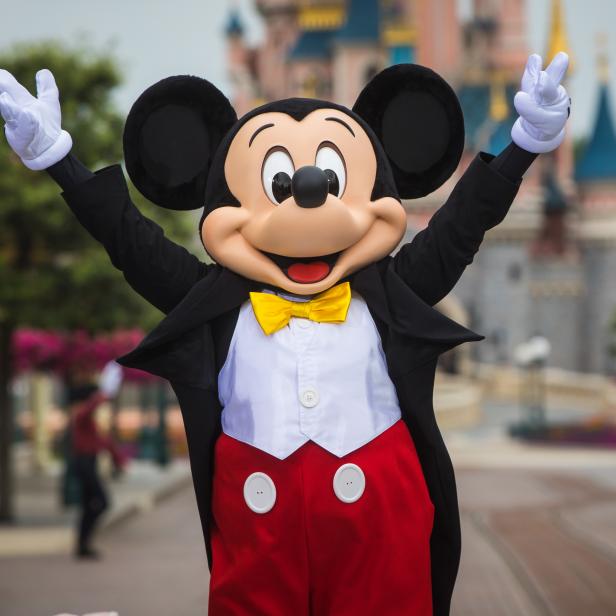 Disney+ erhöht Preise massiv und führt Werbung ein