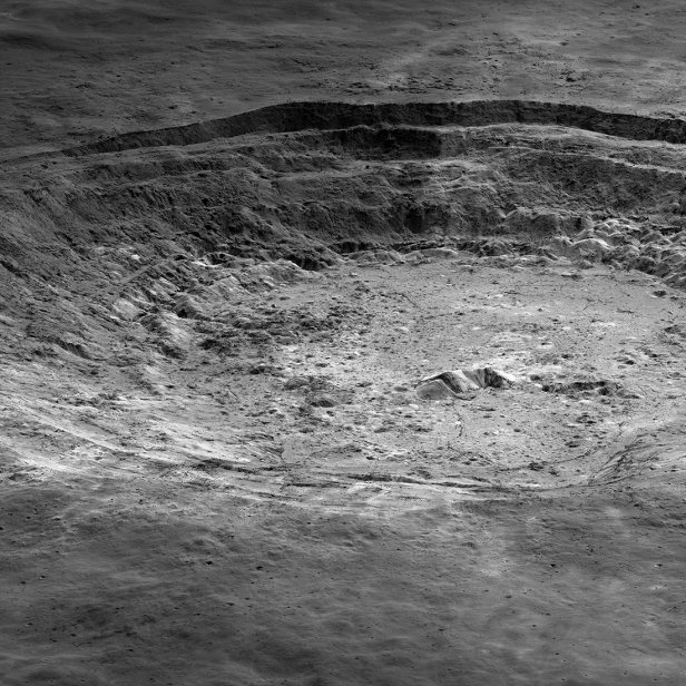 Der Mond soll vor Milliarden von Jahren aus einer Kollision eines Asteroiden mit der Erde entstanden sein.