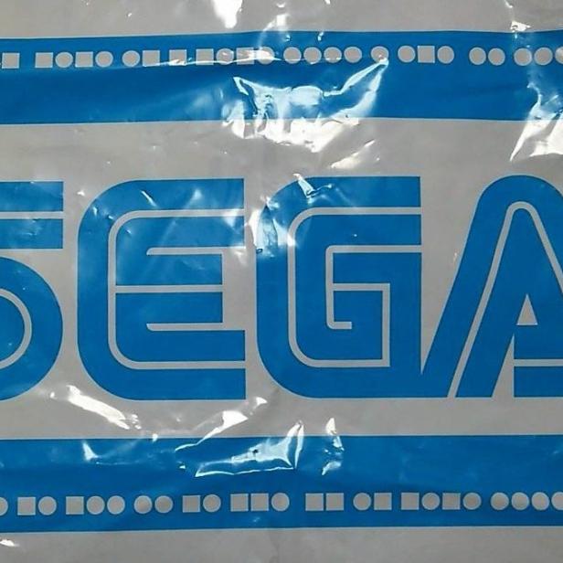 Aufdruck auf einem Sega-Plastiksack, der eine Geheimbotschaft enthält