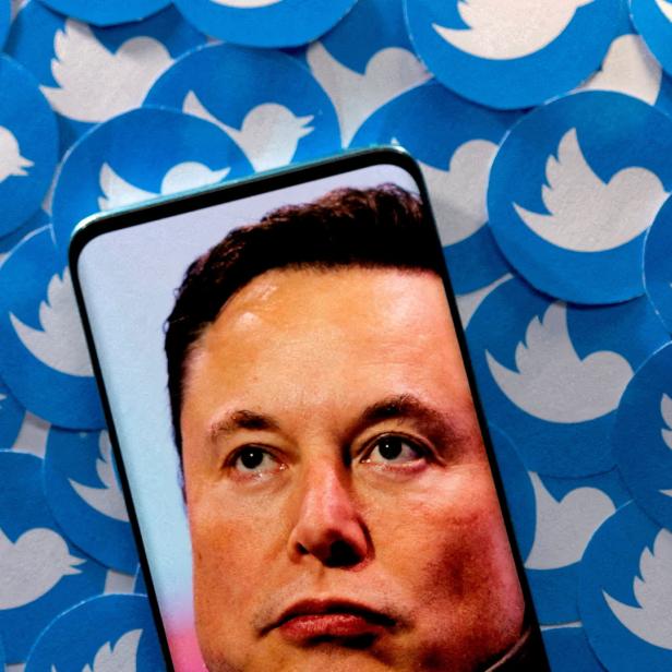Der Tesla-CEO versucht mit allen Mitteln, die von ihm angezettelte Übernahme von Twitter zu verhindern.