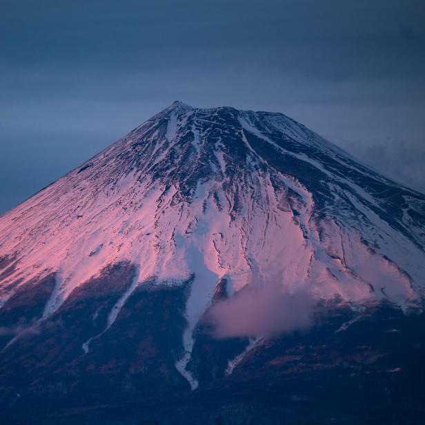 TOPSHOT-JAPAN-FUJI