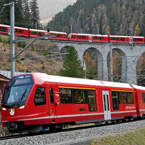 Weltrekord längster Reisezug der Rhätischen Bahn