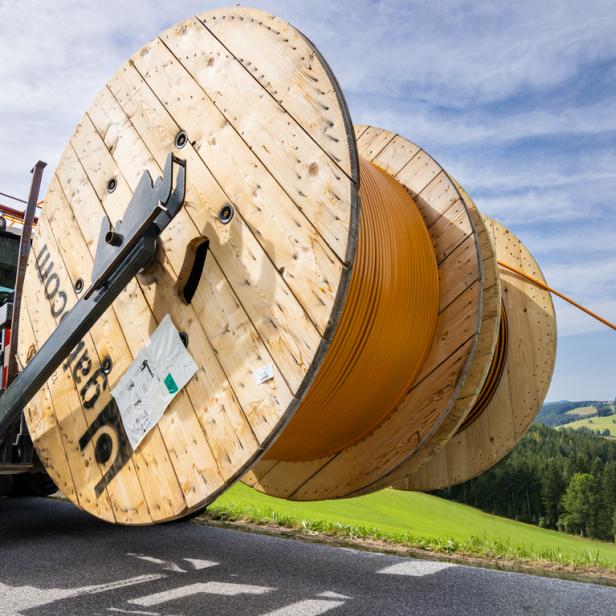 In Grafenwörth werden 150 Kilometer Kabel verlegt