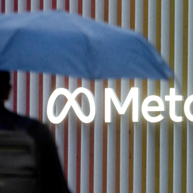 FILE PHOTO: Logo of Meta Platforms is seen in Davos