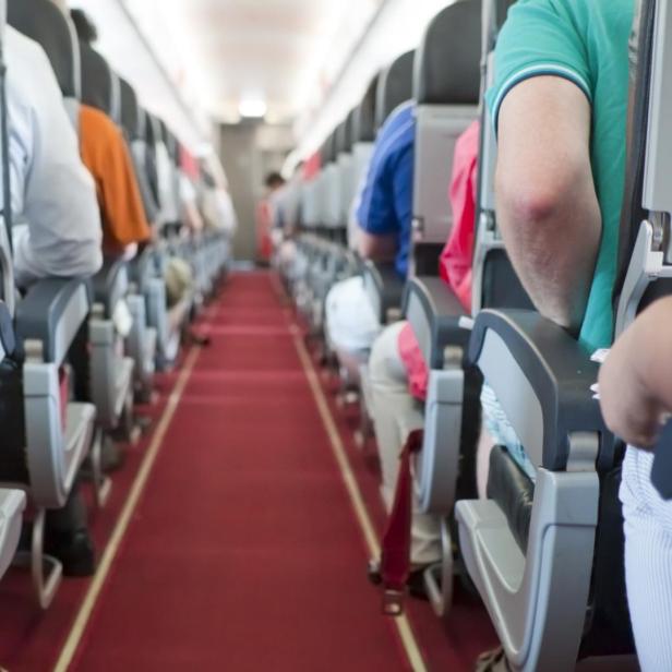 Passagier*innen im ruhigen Flug