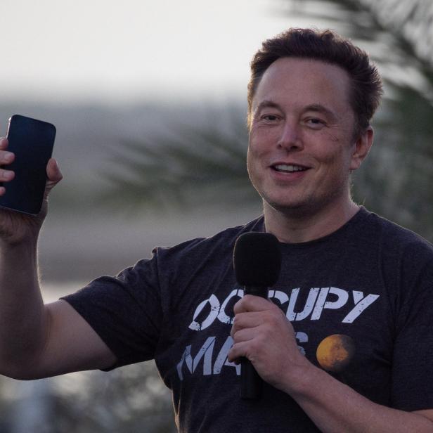 Musk will neues Handy bauen, wenn Twitter aus App-Stores fliegt