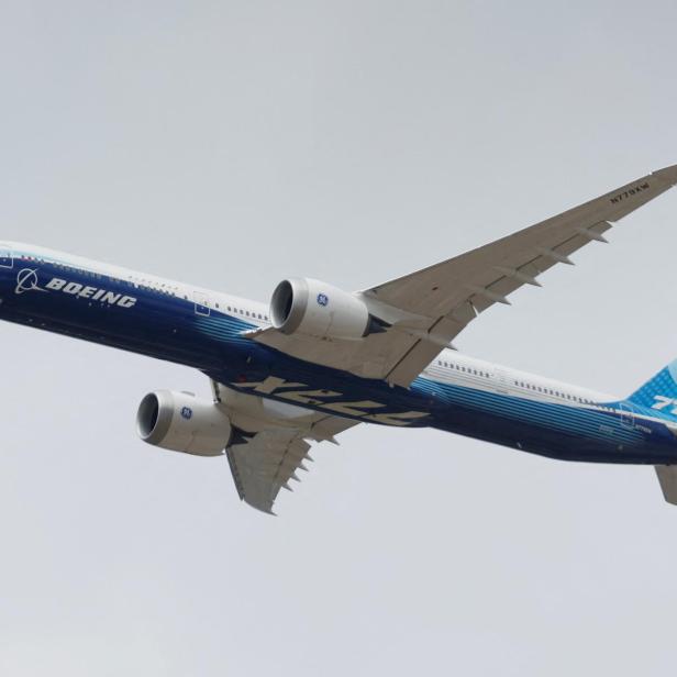 Boeing 777X im Flug