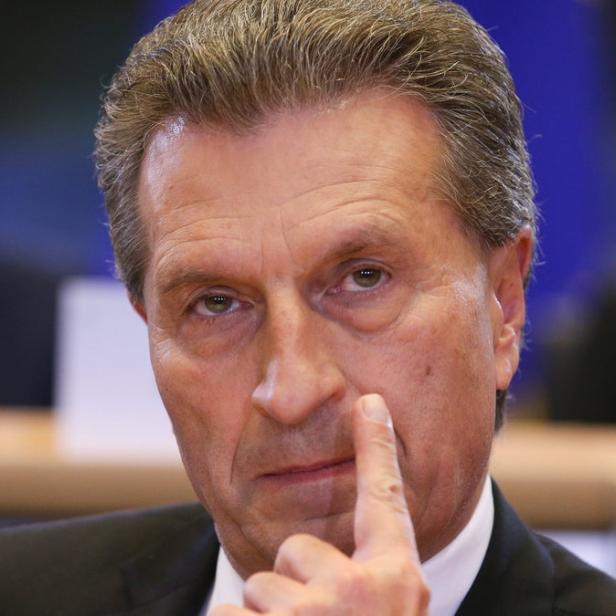 EU-Kommissar Oettinger forciert das Internet der Dinge - selbstfahrende Autos sollen dank 5G in Europa schneller Realität werden als in den USA