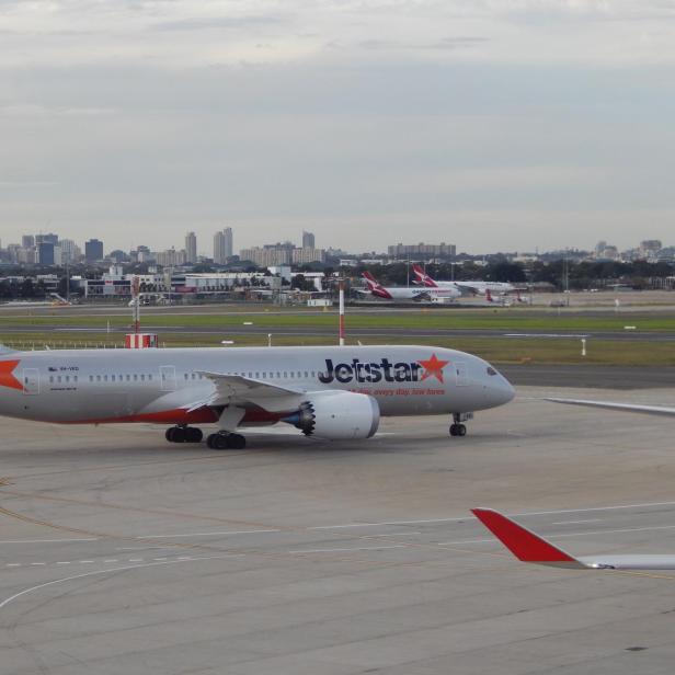 Eine Jetstar-Maschine am Flughafen Sydney.