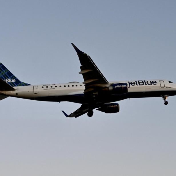 Eine Embraer 190 von JetBlue