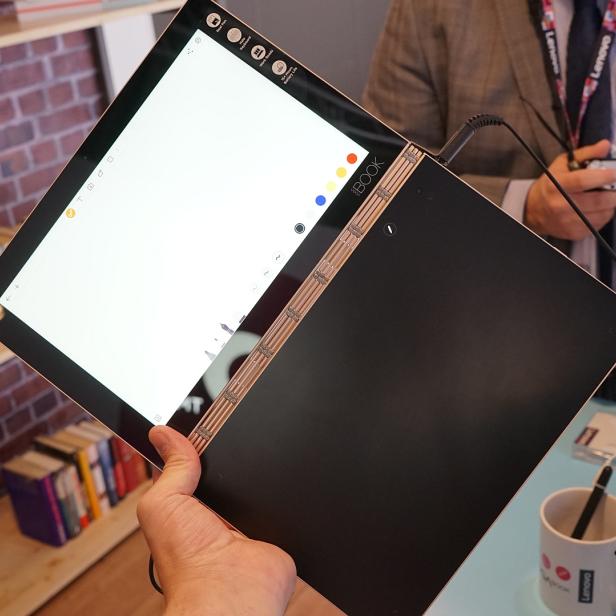 Lenovo Yoga Book