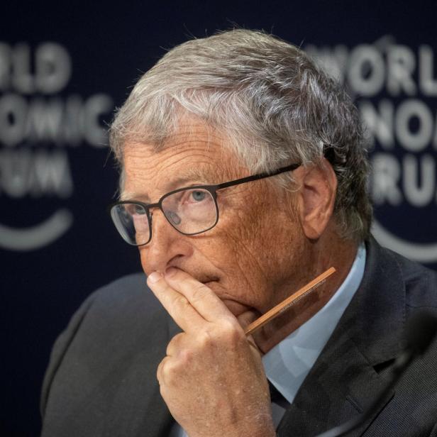 FILE PHOTO: Gates, co-chairman of the Bill & Melinda Gates Foundation attends a news conference in Davos