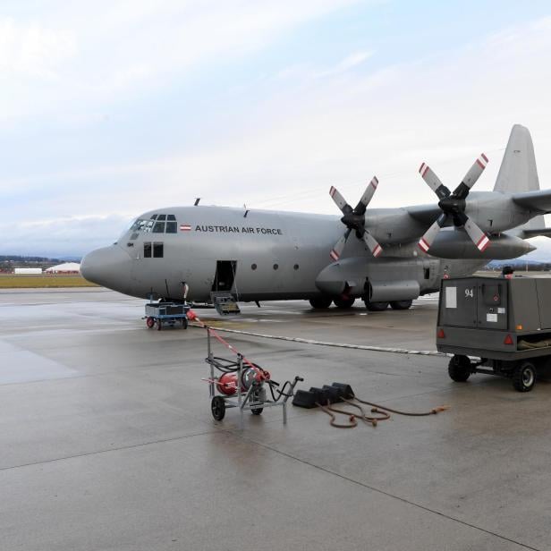 CORONAVIRUS: ABFLUG BUNDESHEER MIT C-130 NACH FRANKREICH