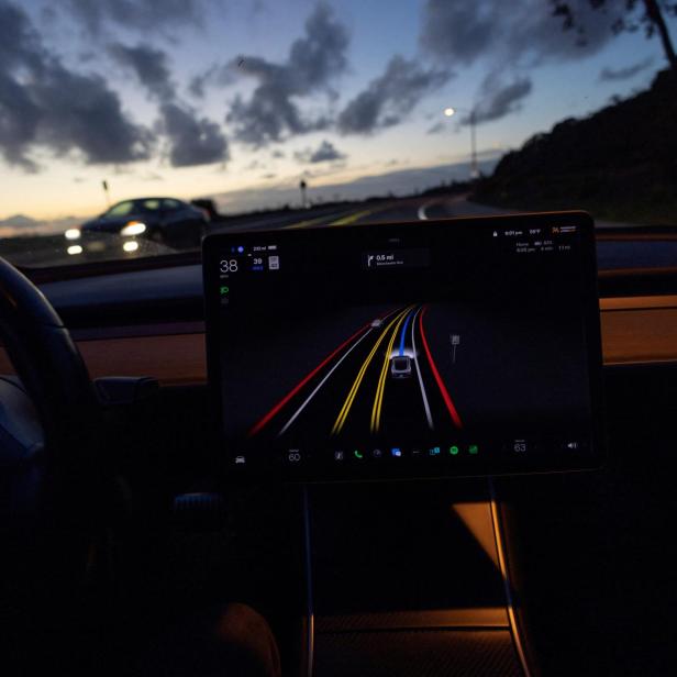 Tesla Model 3 uses FSD beta to navigate city streets in California