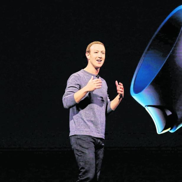 Mark Zuckerberg stellt VR-Brille vor