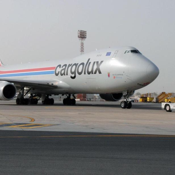 Eine Boeing 747 von Cargolux am Bahrain International Airport 