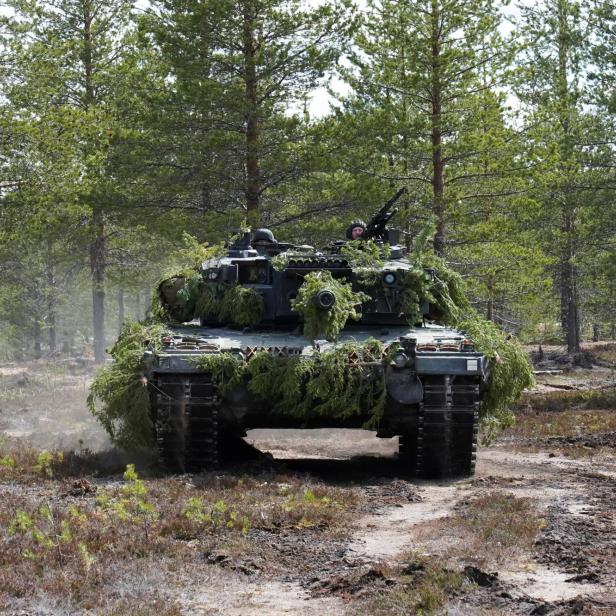 Ein Leopard-2-Kampfpanzer.