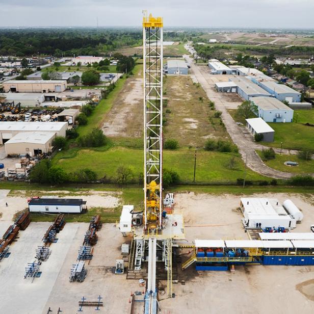 Der Bohrturm von GA Drilling in Houston, Texas.