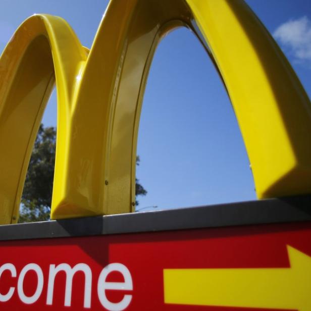 McDonald&#039;s versicherte, den Vorwürfen nachzugehen. Dem Konzern und den selbstständigen Betreibern der Restaurants liege das Wohlergehen und die faire Behandlung der Mitarbeiter am Herzen.