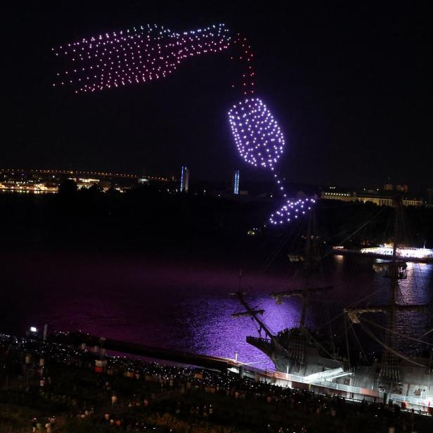 FRANCE-FESTIVAL-DRONE-WINE