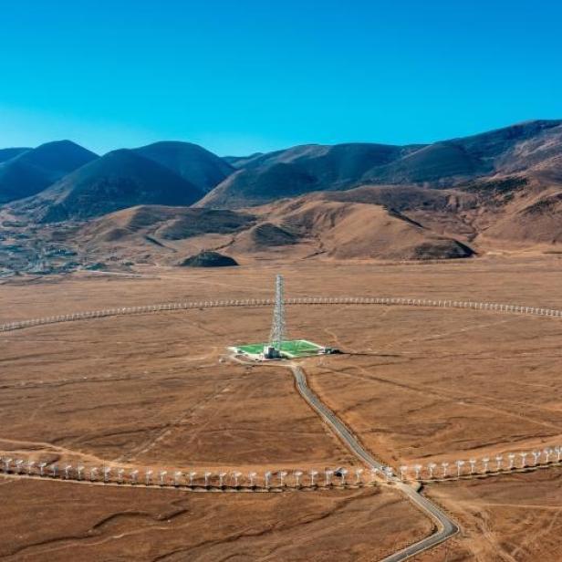 Das Solar-Teleskop nimmt die Sonne ab sofort genau unter die Lupe. 