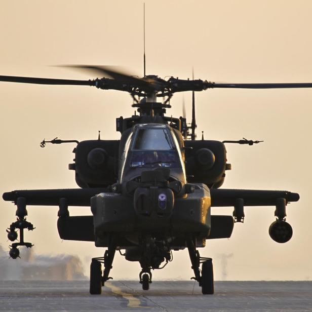 Symbolbild: Apache-Kampfhubschrauber