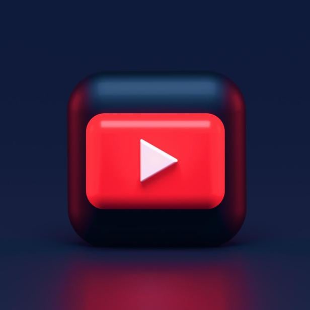 YouTube-Logo auf schwarzem Hintergrund