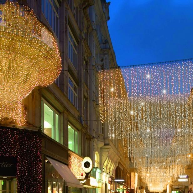 Die Wiener Weihnachtsbeleuchtung sieht jetzt dank LED-Technik ganz anders aus als früher.