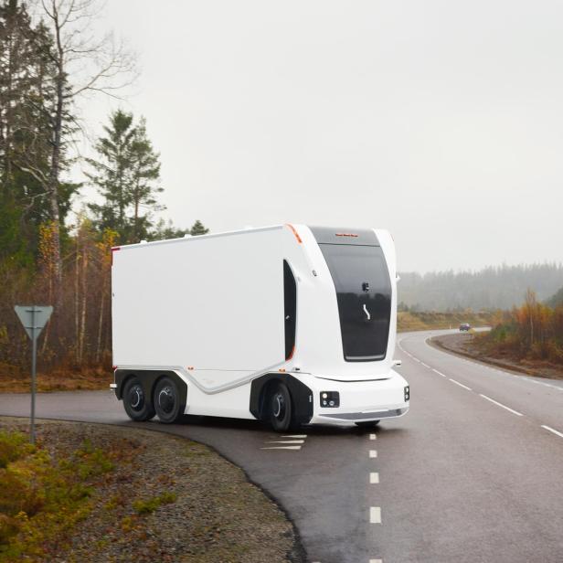 Futuristischer autonomer Lkw erstmals im Einsatz