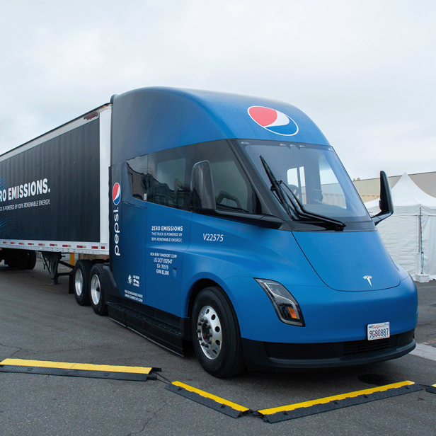 Insider: Tesla Semi versagt in der Praxis völlig