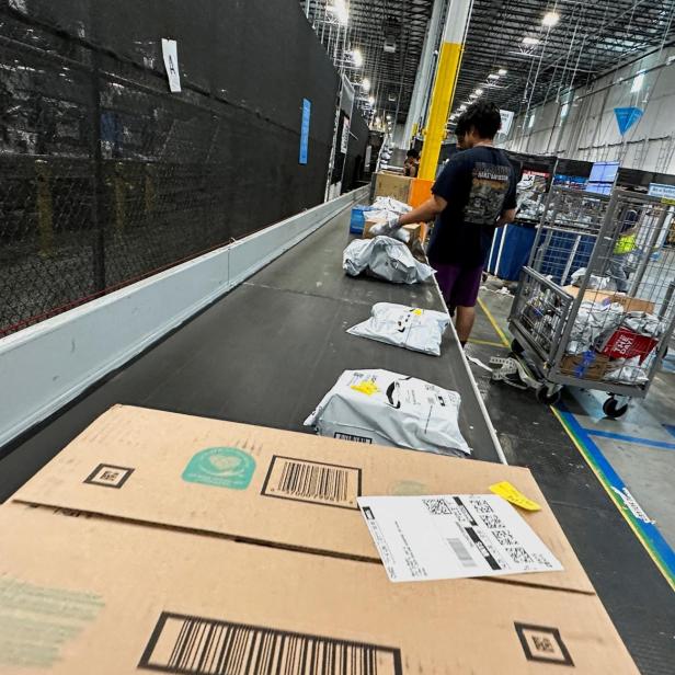 FILE PHOTO: New York Amazon facility