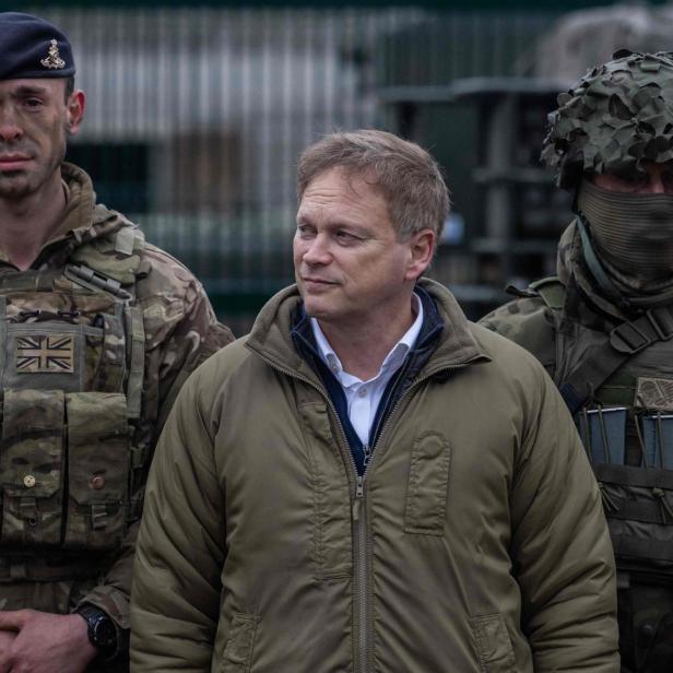 Grant Shapps in Polen