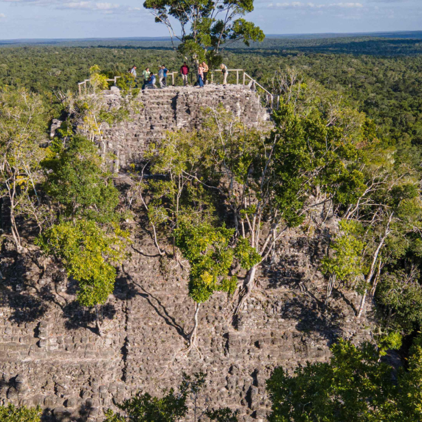 Teile der Maya-Metropole El Mirador wurden via Airborne Laser Scanning entdeckt. Der österreichische Landschaftsarchäologe hat diese Methode miteintwickelt. 