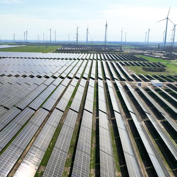 In Nickelsdorf ist das derzeit wahrscheinlich größte Photovoltaik-Solarkraftwerk Österreichs