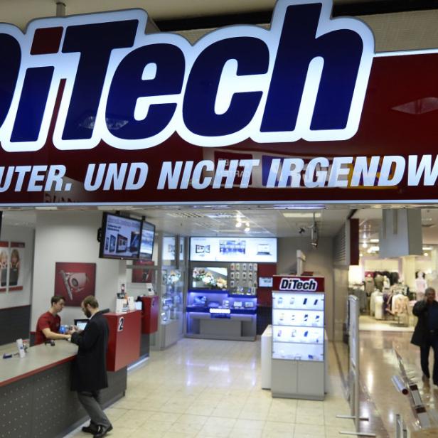 Teure Läden, kleine Margen: DiTech hat sich mit der Expansion überhoben. Zehn Filialen schließen.