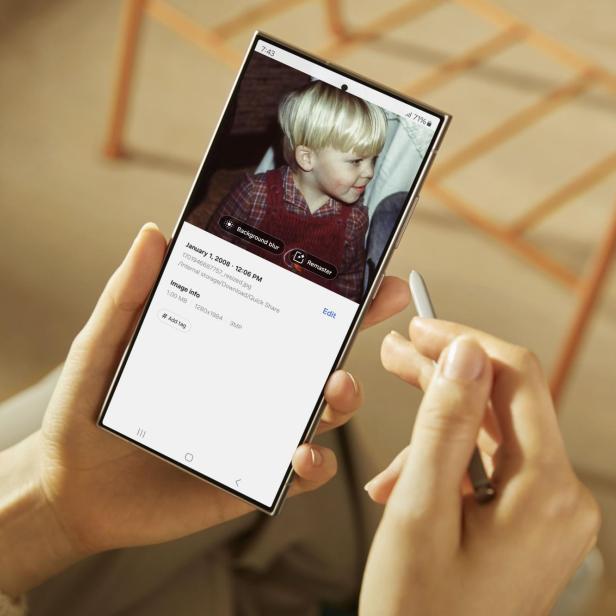 Samsung-Smartphones: Bilder verschönern mithilfe von KI