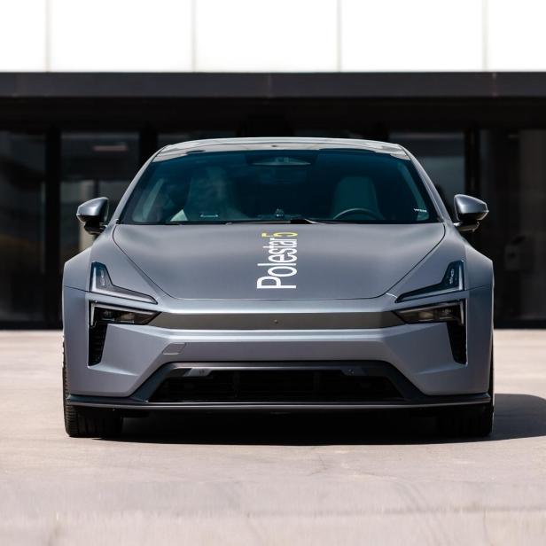 Polestar 5 lädt in 10 Minuten von 10 auf 80 Prozent