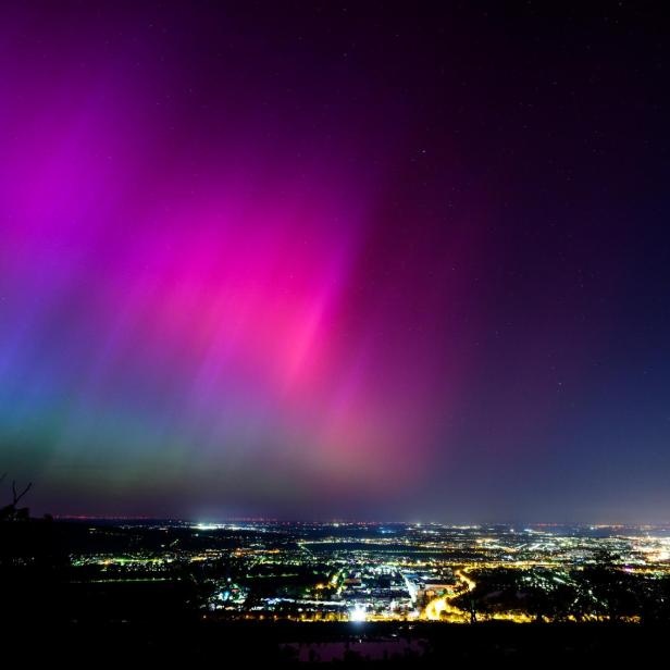 Polarlichter über Wien im Mai.