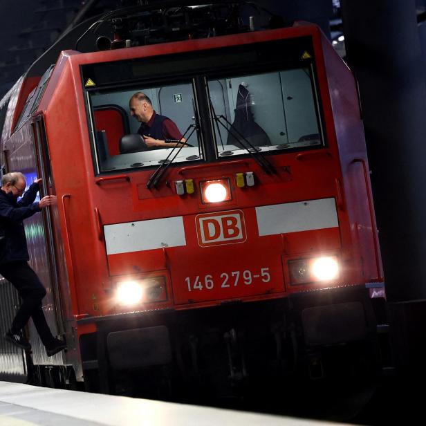 German train drivers' union GDL announce strike