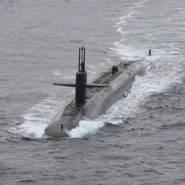 USS Tennessee vor der Küste Norwegens