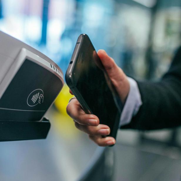 Mehr als Bezahlen: Was NFC an der Kasse künftig können könnte