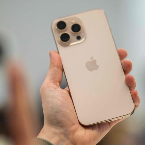 Die neuen iPhones verkaufen sich nicht, wie erhofft.