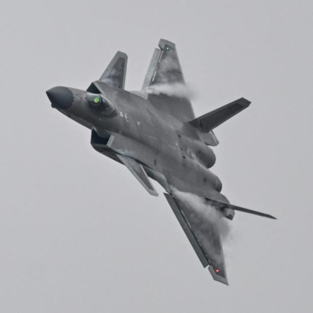 Chinesischer Stealth-Fighter J-20