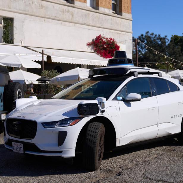 Waymo robotaxi service in Los Angeles, CA