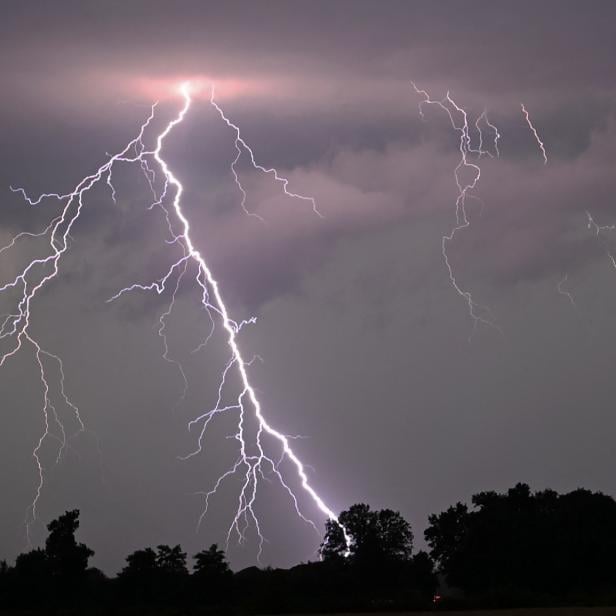 Neue Wetter-KI für Europa ist genauer und braucht 1.000 Mal weniger Strom