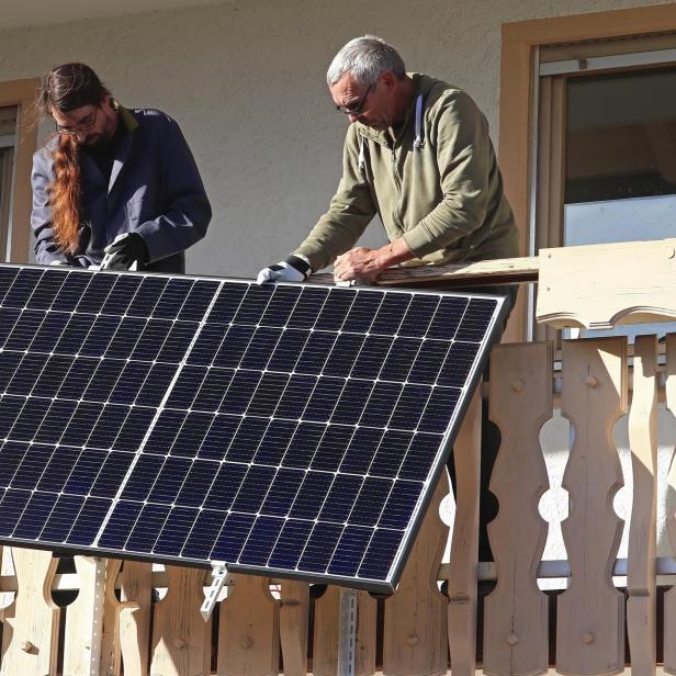 Der Strompreis sinkt und die Eigenversorgung mit Strom steigt, u.a. durch Photovoltaikanlagen im eigenen Zuhause.